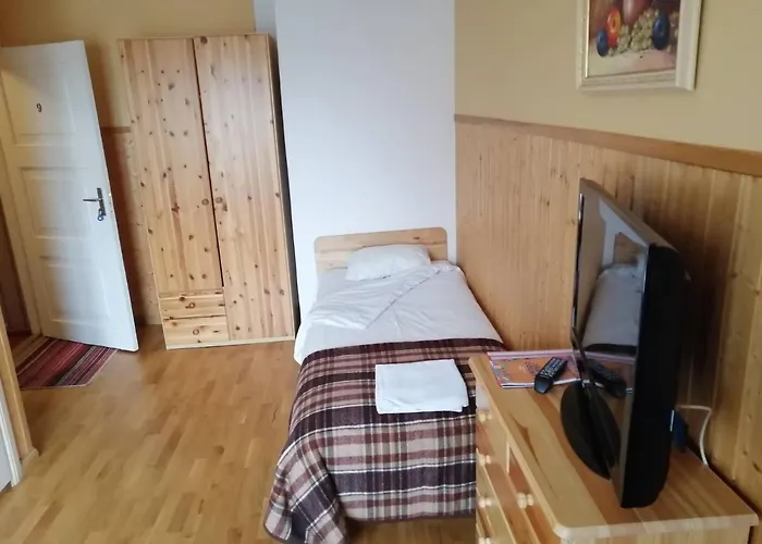 Paide B&B Couette-café *