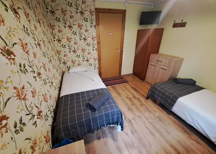 Paide B&B Couette-café *